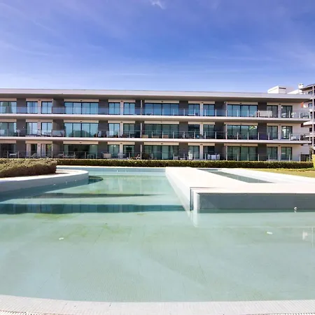 Clube De Golfe Residente T2 *